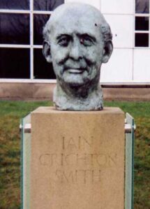 iain crichton smith